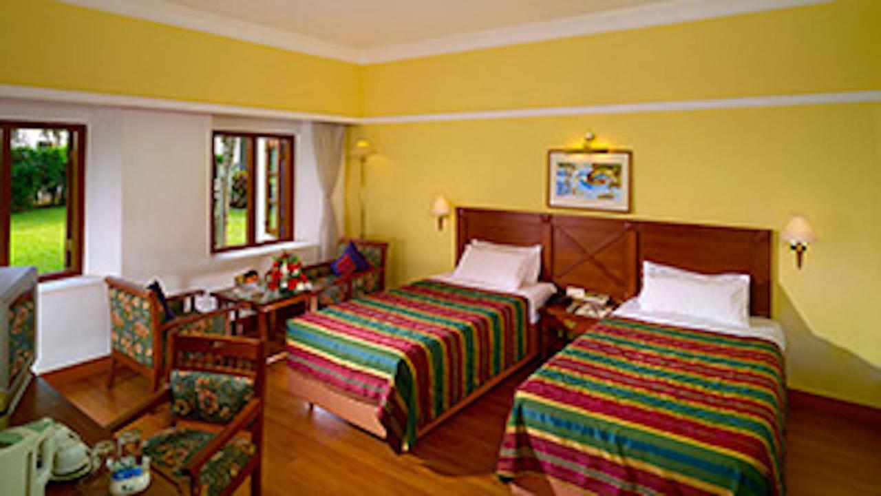 The Mascot Hotel - A Heritage Living Experience Thiruvananthapuram Exterior foto