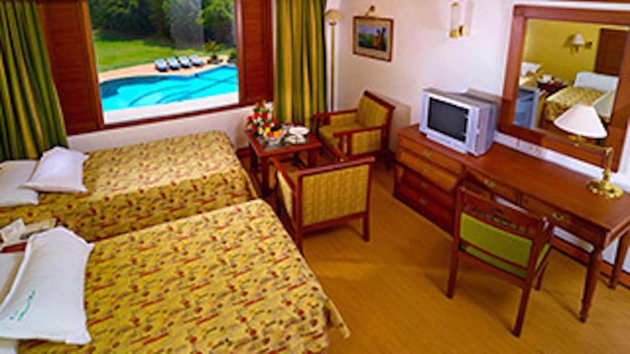 The Mascot Hotel - A Heritage Living Experience Thiruvananthapuram Exterior foto